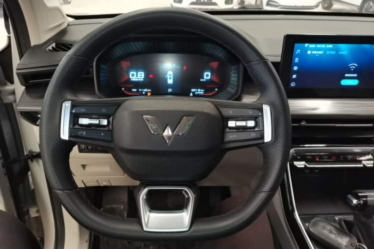 Used Wuling Asta 2021 1.5T CVT Star曜 Edition Steering Wheel