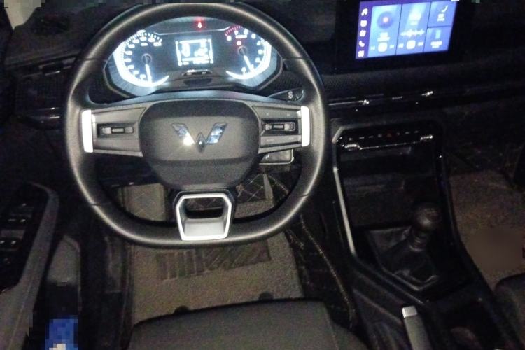 Used Wuling Asta 2021 1.5T Manual Xingyue Edition Steering Wheel