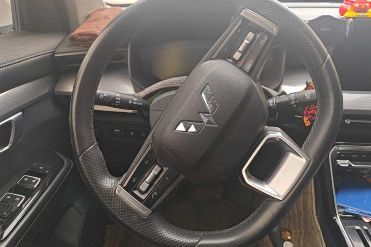 Used Wuling Asta 2021 1.5T CVT Star曜 Edition Steering Wheel