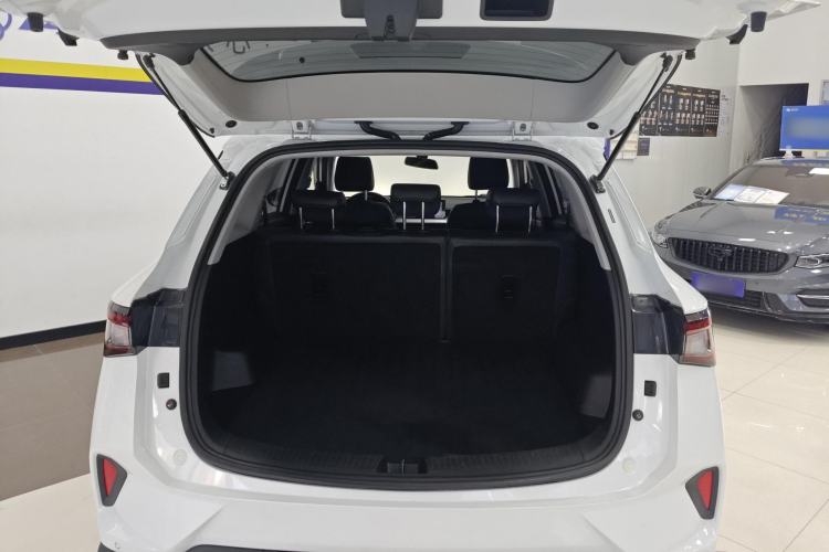 Used Wuling Asta 2021 1.5T Manual Starlight Edition Trunk