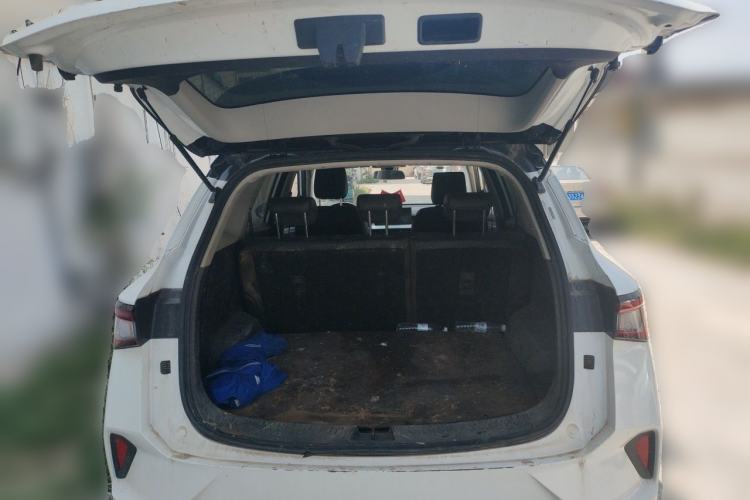 Used Wuling Asta 2021 1.5T CVT Starlight Edition Trunk