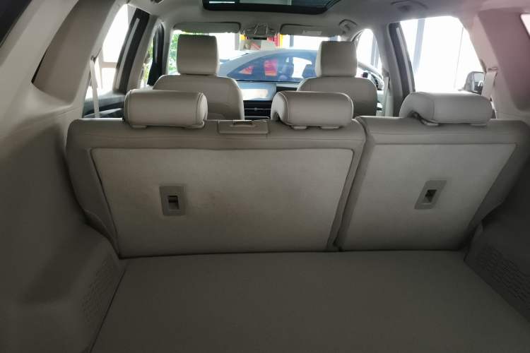 Used Wuling Asta 2021 1.5T CVT Star曜 Edition Trunk