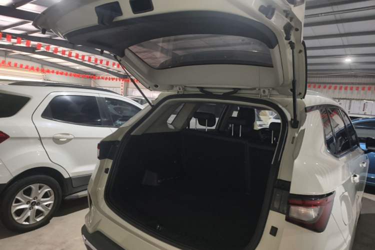 Used Wuling Asta 2021 1.5T Manual Starlight Edition Trunk