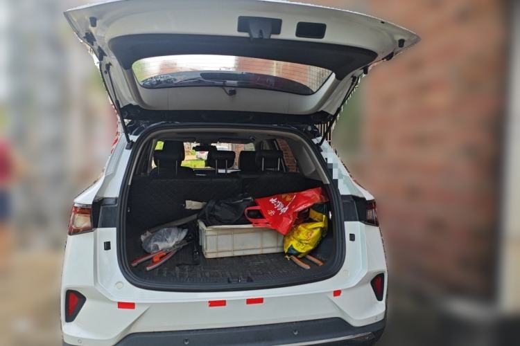 Used Wuling Asta 2021 1.5T CVT Starlight Edition Trunk