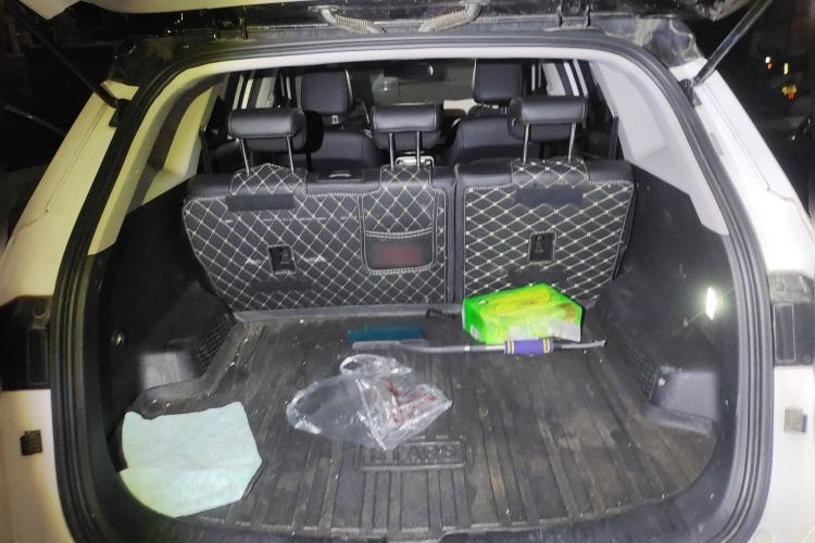 Used Wuling Asta 2021 1.5T CVT Starlight Edition Trunk