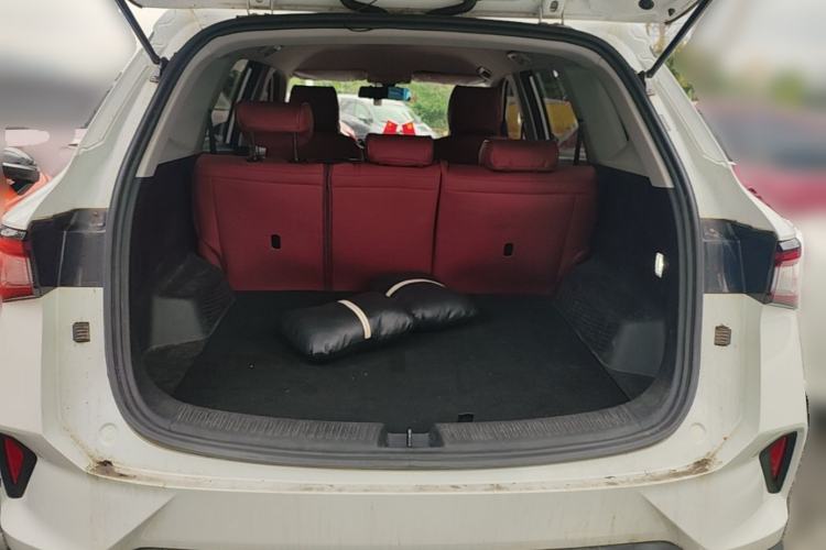 Used Wuling Asta 2021 1.5T Manual Xingyue Edition Trunk