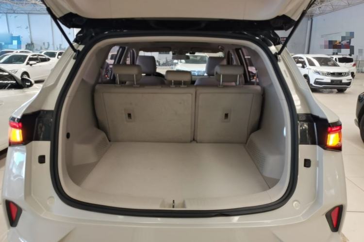 Used Wuling Asta 2021 1.5T CVT Star曜 Edition Trunk