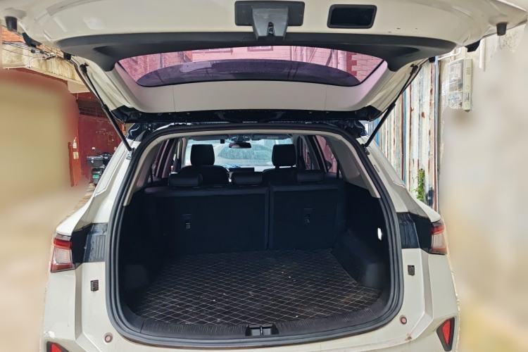 Used Wuling Asta 2021 1.5T CVT Star曜 Edition Trunk