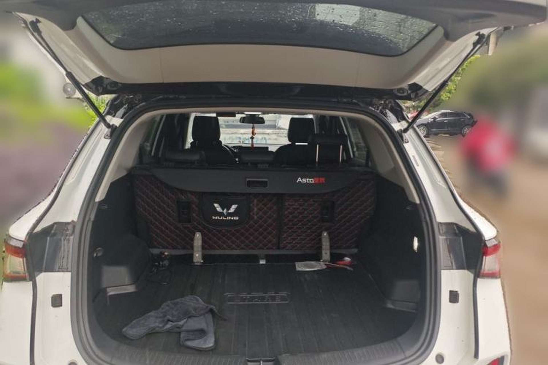 Used Wuling Asta 2021 1.5T CVT Starlight Edition Trunk