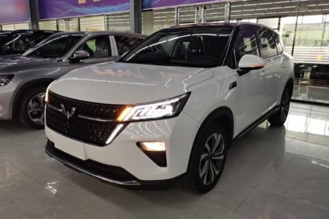 Used Wuling Asta 2021 1.5T CVT Starlight Edition