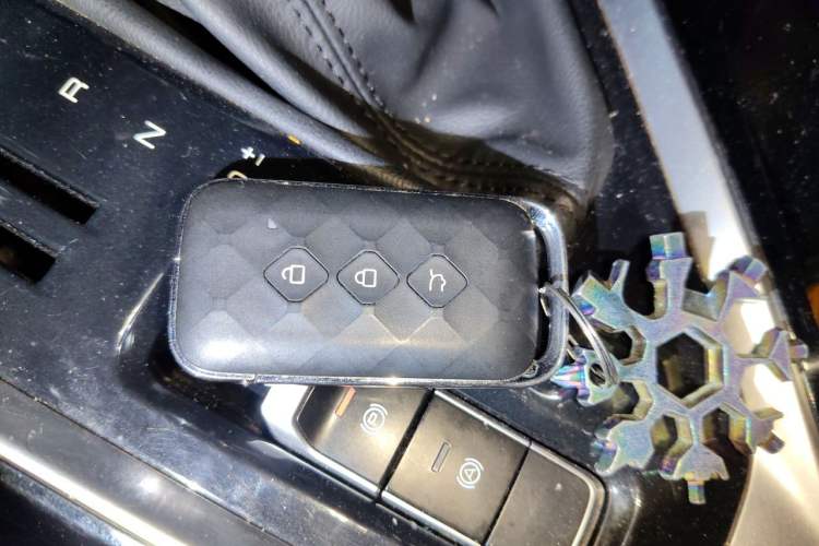 Used Wuling Asta 2021 1.5T CVT Star曜 Edition Vehicle Key