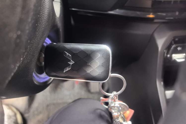 Used Wuling Asta 2021 1.5T Manual Xingyue Edition Vehicle Key