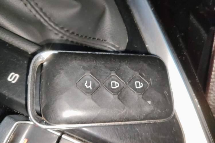 Used Wuling Asta 2021 1.5T CVT Starlight Edition Vehicle Key
