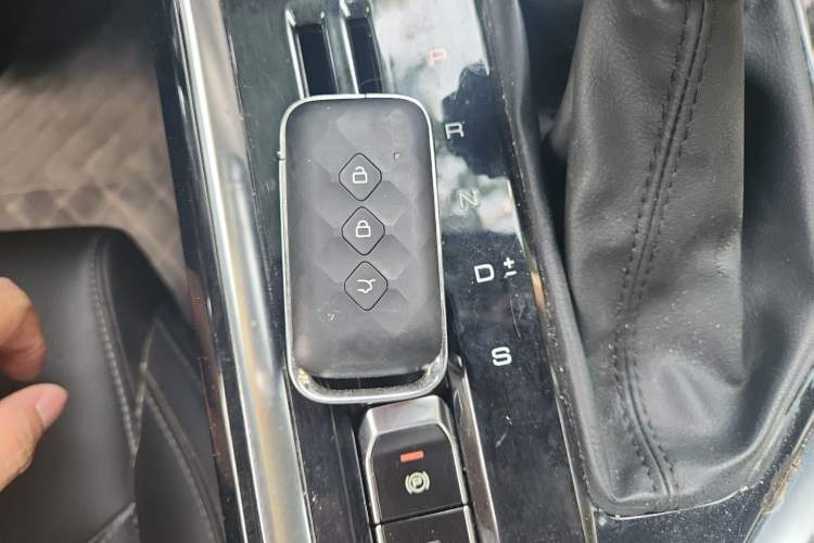 Used Wuling Asta 2021 1.5T CVT Star曜 Edition Vehicle Key