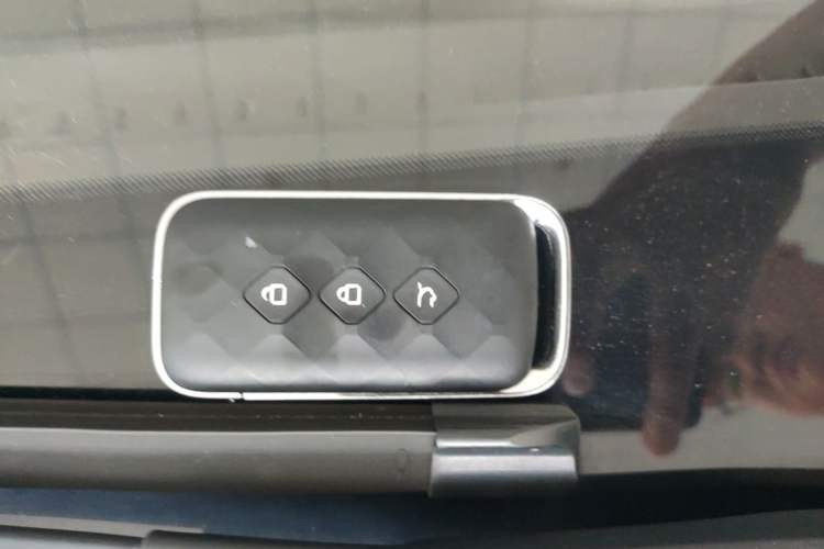 Used Wuling Asta 2021 1.5T CVT Starlight Edition Vehicle Key