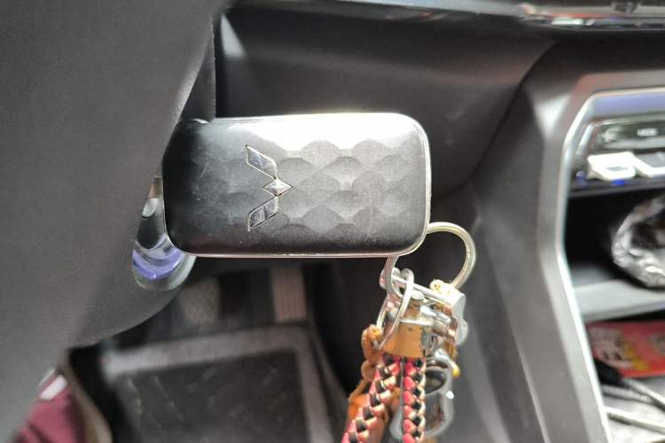 Used Wuling Asta 2021 1.5T Manual Star Edition Vehicle Key