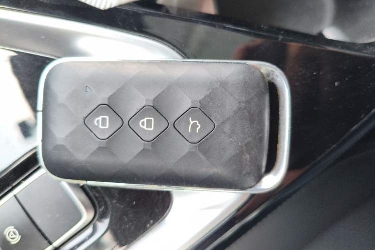 Used Wuling Asta 2021 1.5T CVT Starlight Edition Vehicle Key