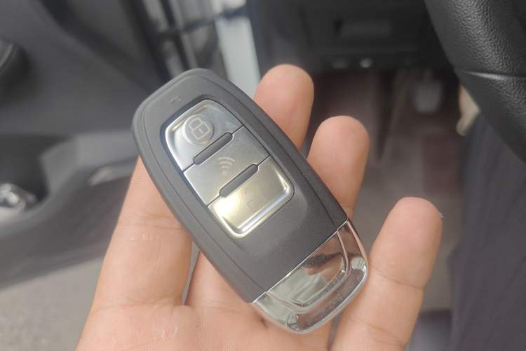 Used Wuling Asta 2021 1.5T Manual Xingyue Edition Vehicle Key