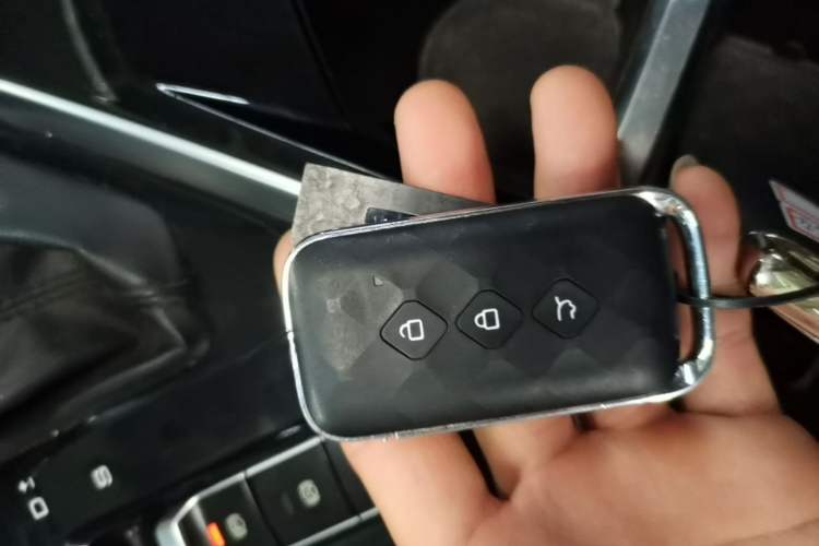 Used Wuling Asta 2021 1.5T CVT Starlight Edition Vehicle Key