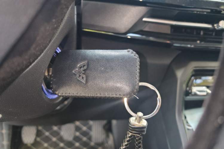 Used Wuling Asta 2021 1.5T Manual Xingyue Edition Vehicle Key