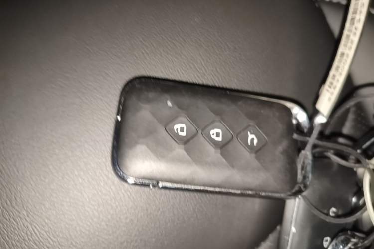 Used Wuling Asta 2021 1.5T CVT Starlight Edition Vehicle Key