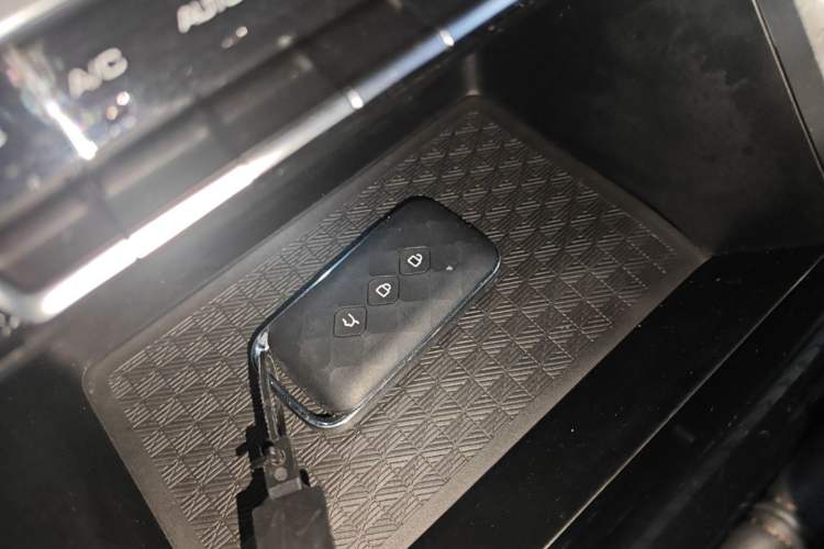 Used Wuling Asta 2021 1.5T CVT Star曜 Edition Vehicle Key