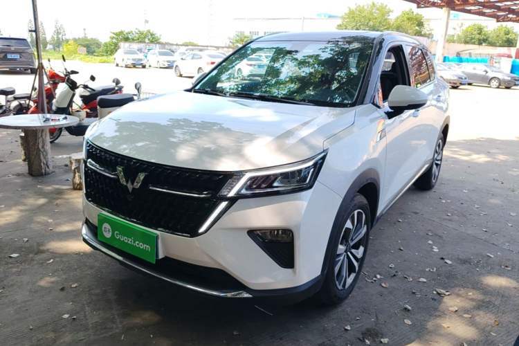 Used Wuling Asta 2021 1.5T CVT Starlight Edition Guazi used car, China used car export, Used car for sale, Used cars, Cheapest cars for sale