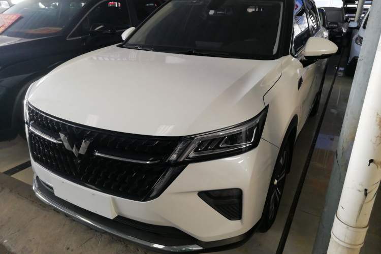 Used Wuling Asta 2021 1.5T CVT Starlight Edition Guazi used car, China used car export, Used car for sale, Used cars, Cheapest cars for sale