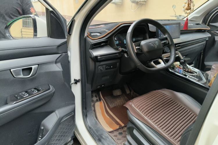 Used Wuling Asta 2021 1.5T CVT Starlight Edition Driver Seat