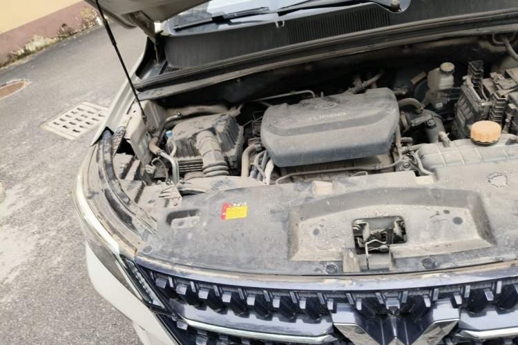 Used Wuling Asta 2021 1.5T CVT Starlight Edition Engine Bay Right