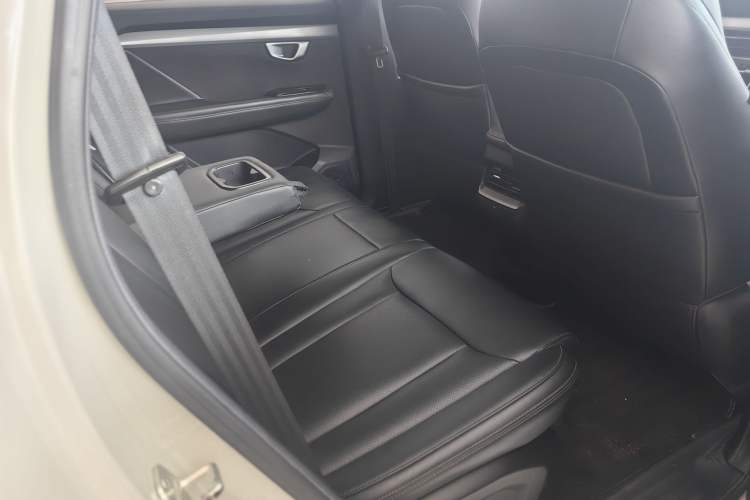 Used Wuling Asta 2021 1.5T CVT Star曜 Edition Right Front Seat