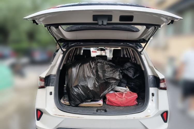 Used Wuling Asta 2021 1.5T CVT Starlight Edition Trunk
