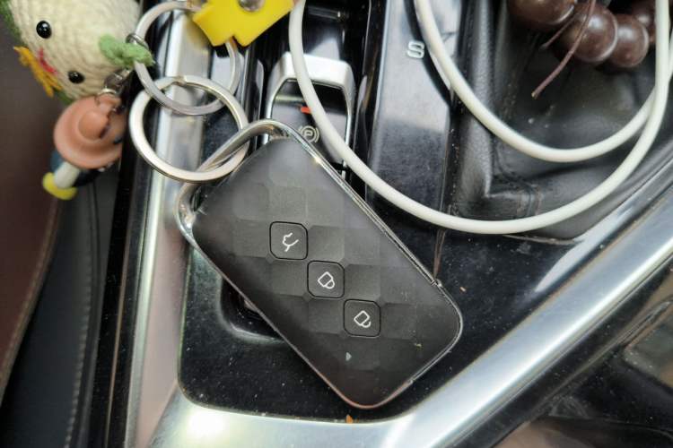 Used Wuling Asta 2021 1.5T CVT Starlight Edition Vehicle Key