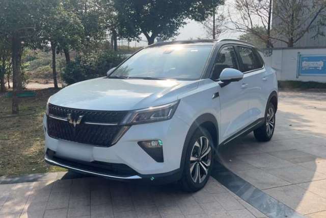 Used Wuling Asta 2022 2.0L DHT Electric-Speed Version