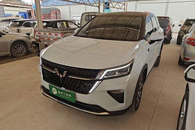 Used Wuling Asta 2022 2.0L DHT Electric-Speed Version