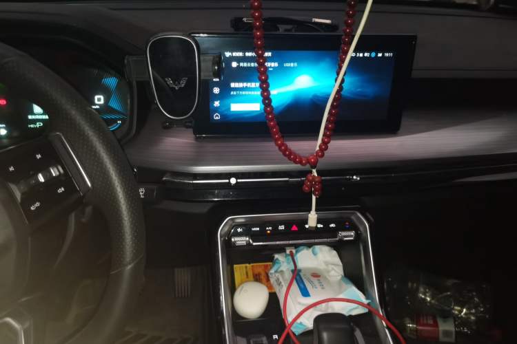 Used Wuling Asta 2022 2.0L DHT Electric-Speed Version Audio And AC Panel