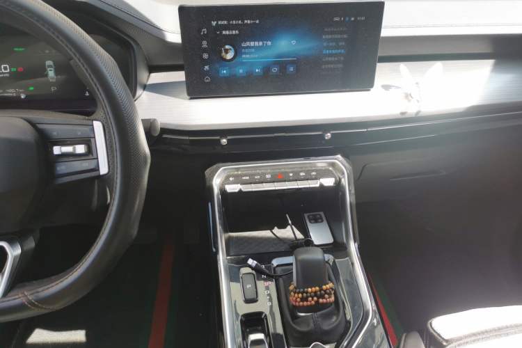 Used Wuling Asta 2022 2.0L DHT Electric-Speed Version Audio And AC Panel