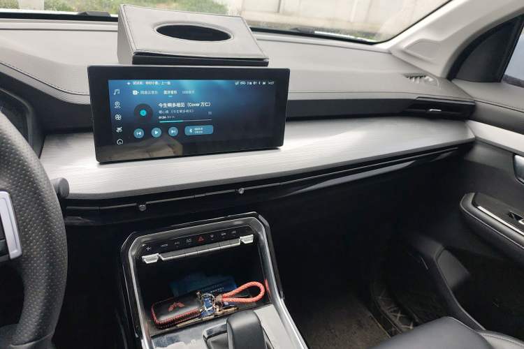 Used Wuling Asta 2022 2.0L DHT Electric-Speed Version Audio And AC Panel