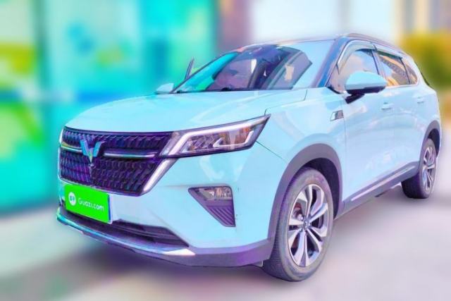 Used Wuling Asta 2022 2.0L DHT Electric-Speed Version