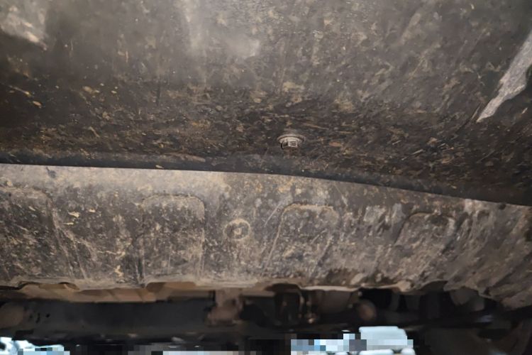 Used Wuling Asta 2022 2.0L DHT Electric-Speed Version Chassis Front
