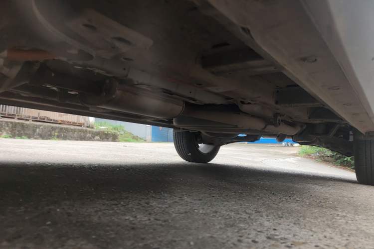 Used Wuling Asta 2022 2.0L DHT Electric-Speed Version Chassis Front Left