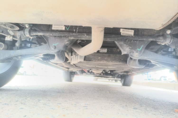 Used Wuling Asta 2022 2.0L DHT Electric-Speed Version Chassis Rear