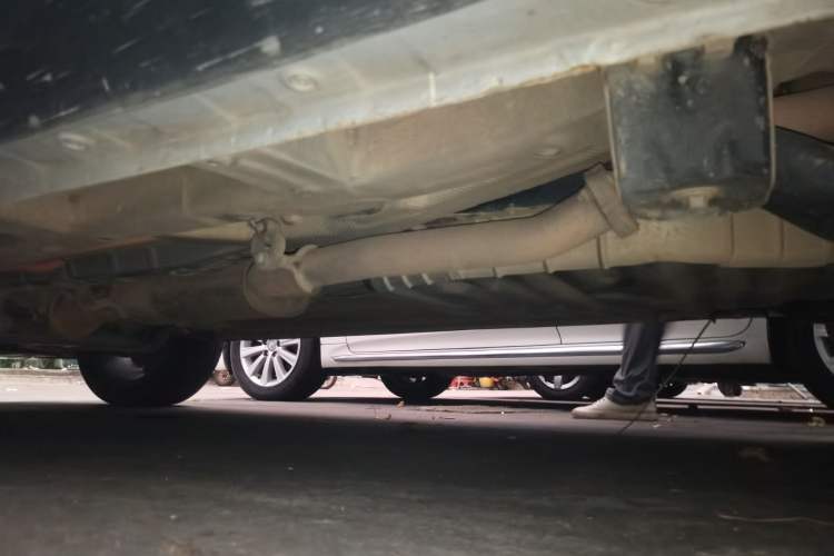 Used Wuling Asta 2022 2.0L DHT Electric-Speed Version Chassis Rear Left