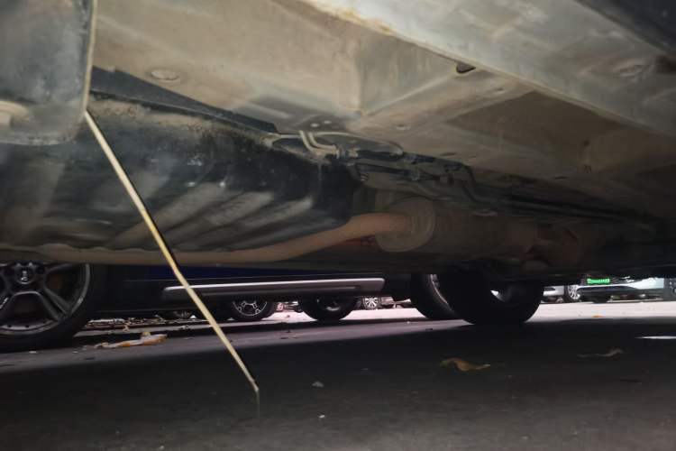 Used Wuling Asta 2022 2.0L DHT Electric-Speed Version Chassis Rear Right