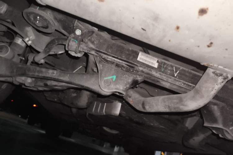 Used Wuling Asta 2022 2.0L DHT Electric-Speed Version Chassis Rear