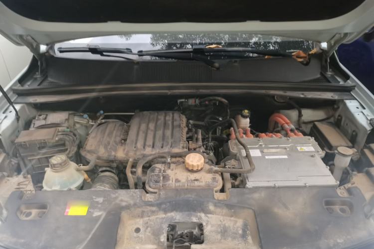 Used Wuling Asta 2022 2.0L DHT Electric-Speed Version Engine Bay