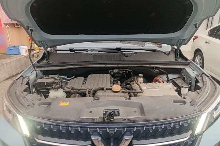 Used Wuling Asta 2022 2.0L DHT Electric Power Version Engine Bay