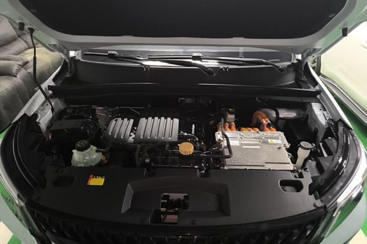 Used Wuling Asta 2022 2.0L DHT Electric-Speed Version Engine Bay