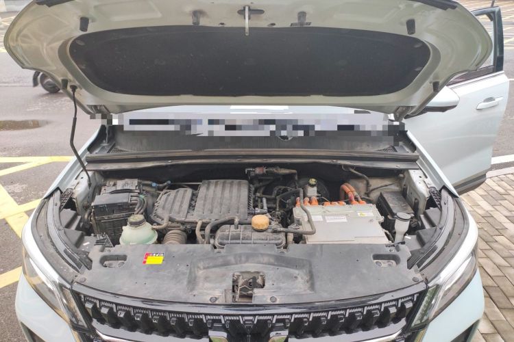 Used Wuling Asta 2022 2.0L DHT Electric-Speed Version Engine Bay