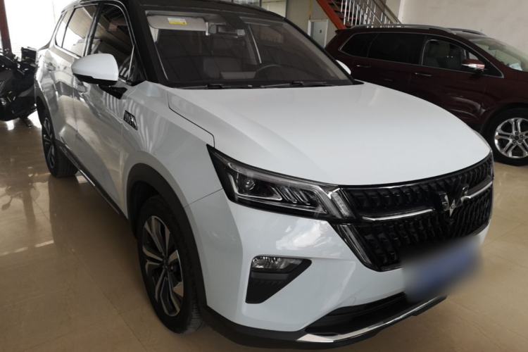Used Wuling Asta 2022 2.0L DHT Electric-Speed Version Exterior 1